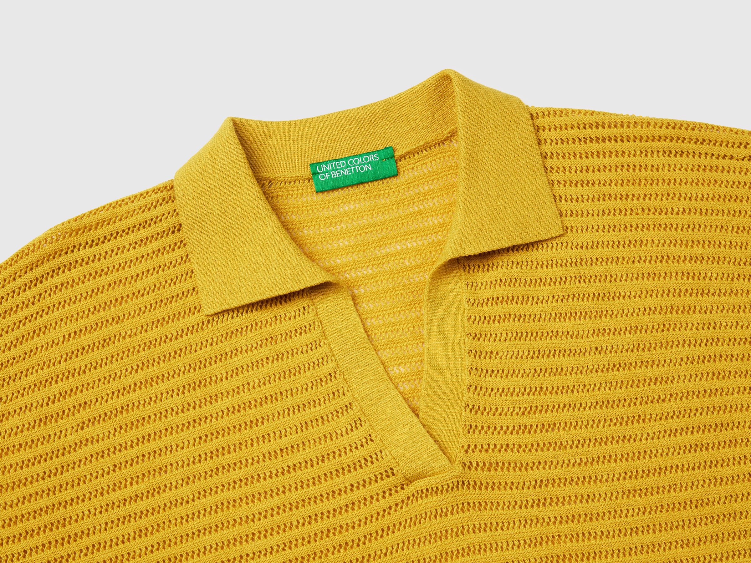 Polo perfurado em mistura de linho - ucb_image_DS1