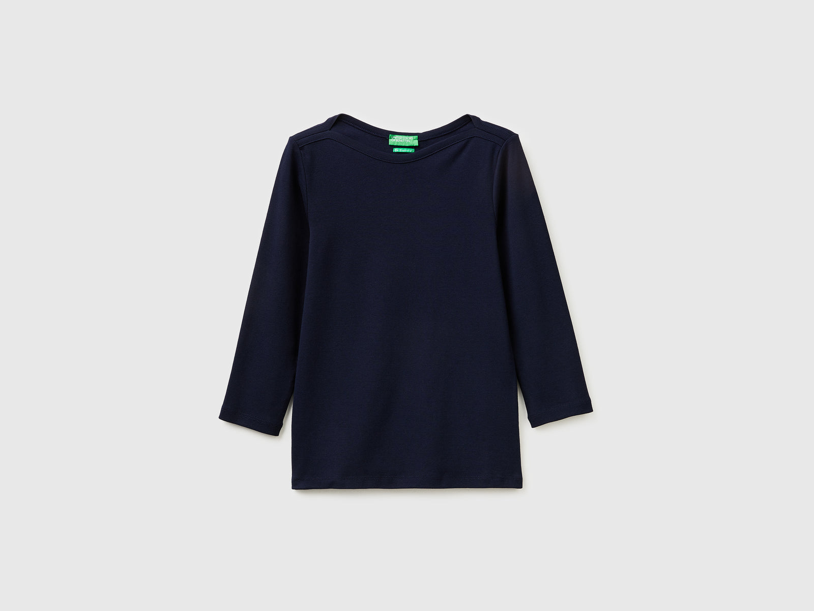 Slim fit t-shirt with boat neck - ucb_image_FS