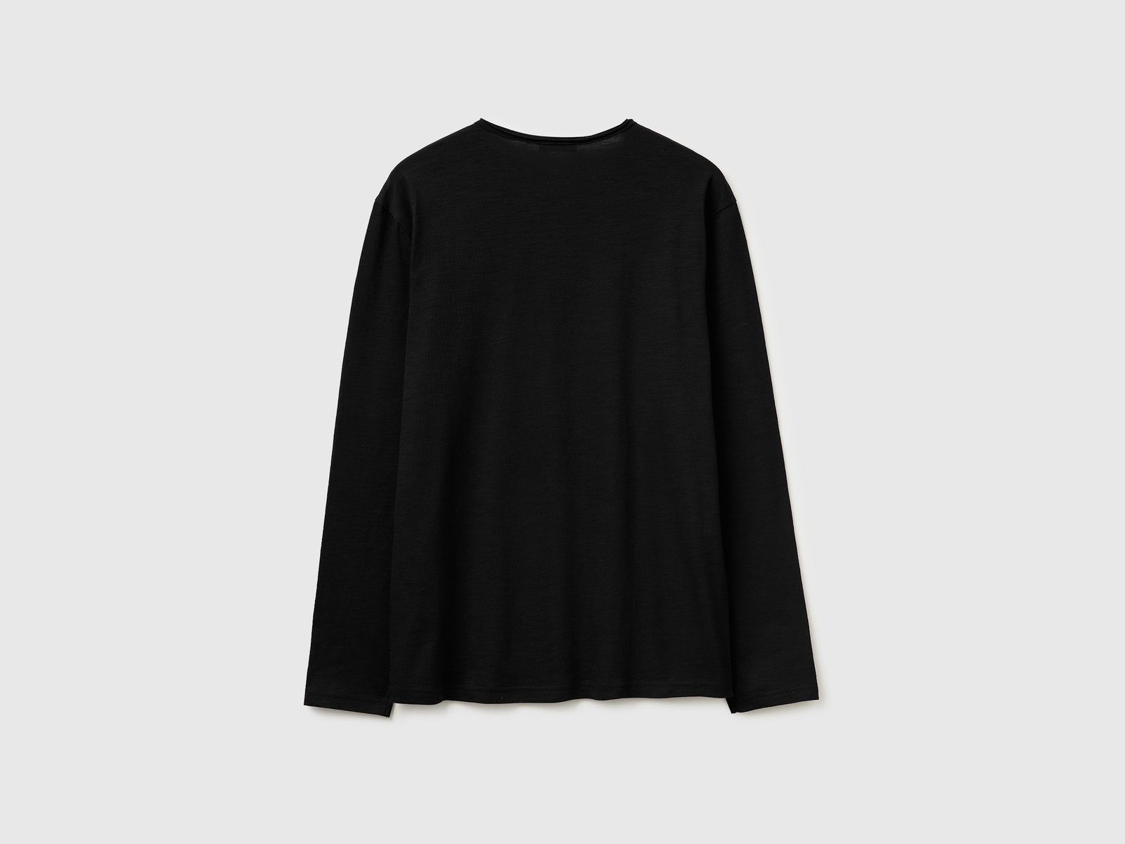 T-shirt with henley neck - ucb_image_BS