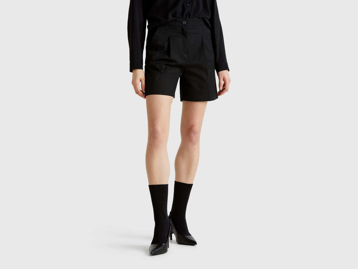 Bermudas em algodão elástico - ucb_image_F