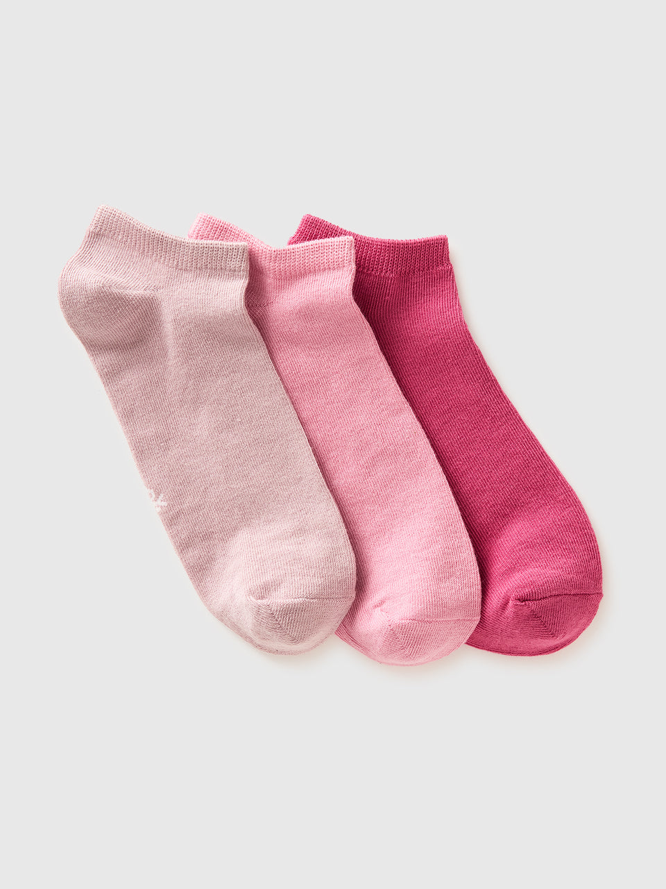 Three pairs of plain short socks - ucb_image_FS