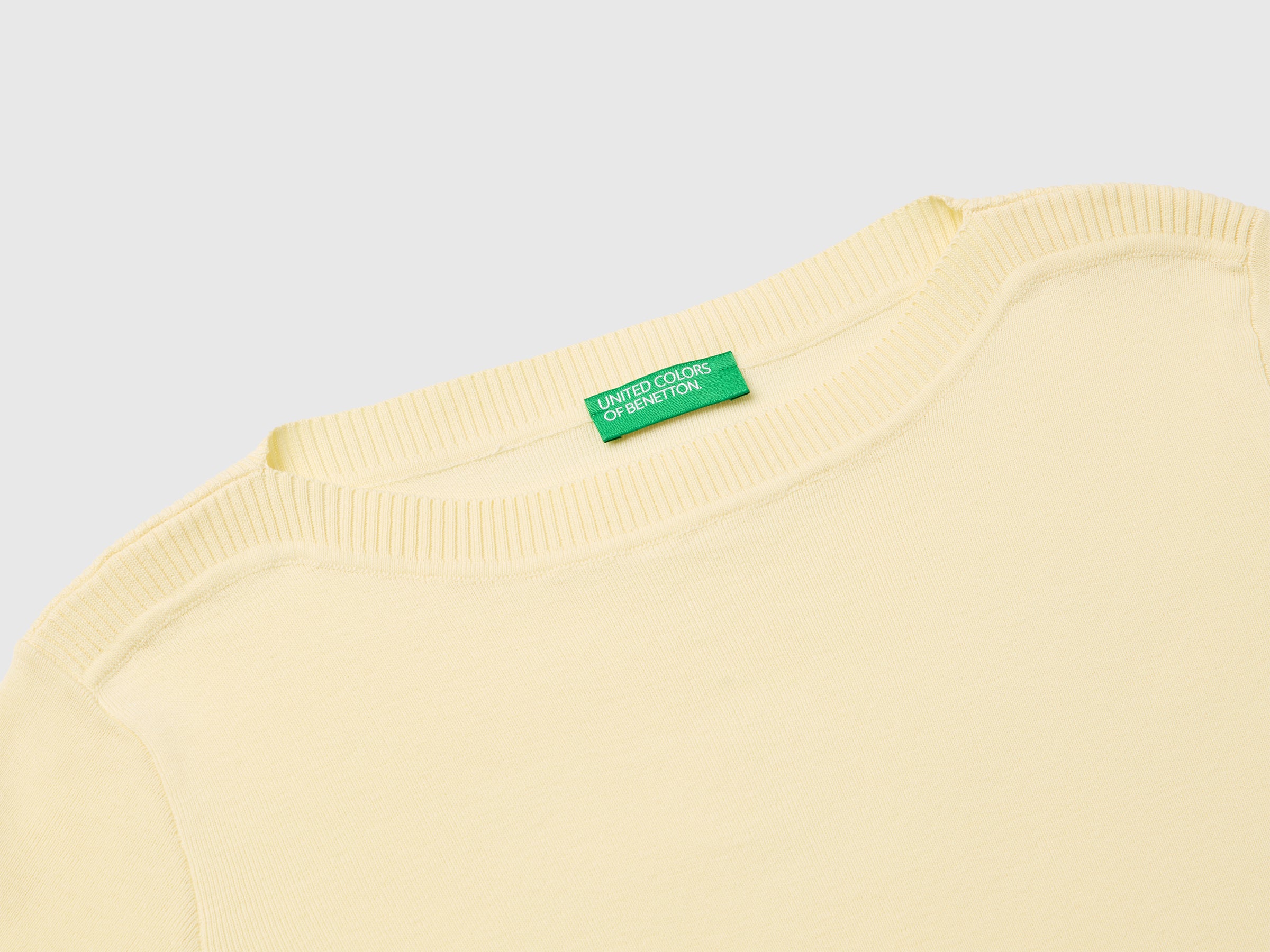 Light yellow sweater with boat neck - ucb_image_DS1
