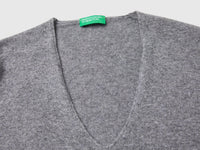 Camisola cinzento rato com decote em V em pura lã Merino - ucb_image_DS1