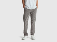 Calças slim fit em veludo stretch - ucb_image_F