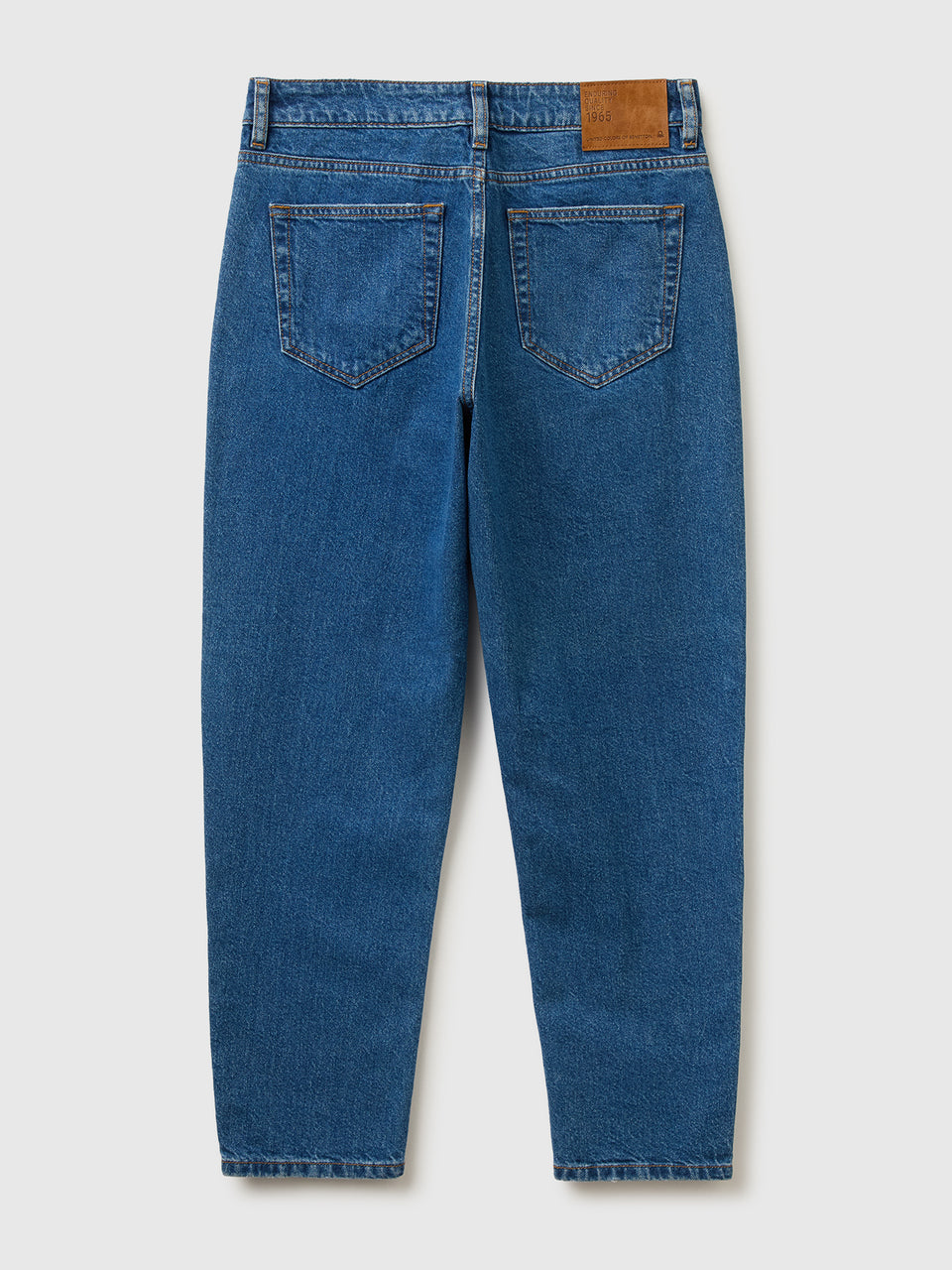 Jeans mom fit - ucb_image_BS
