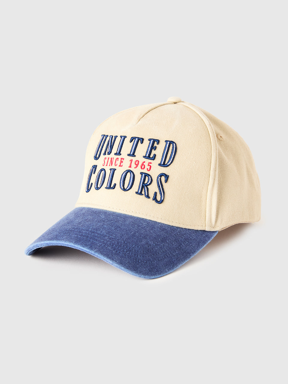 Baseball cap with embroidery - ucb_image_FS