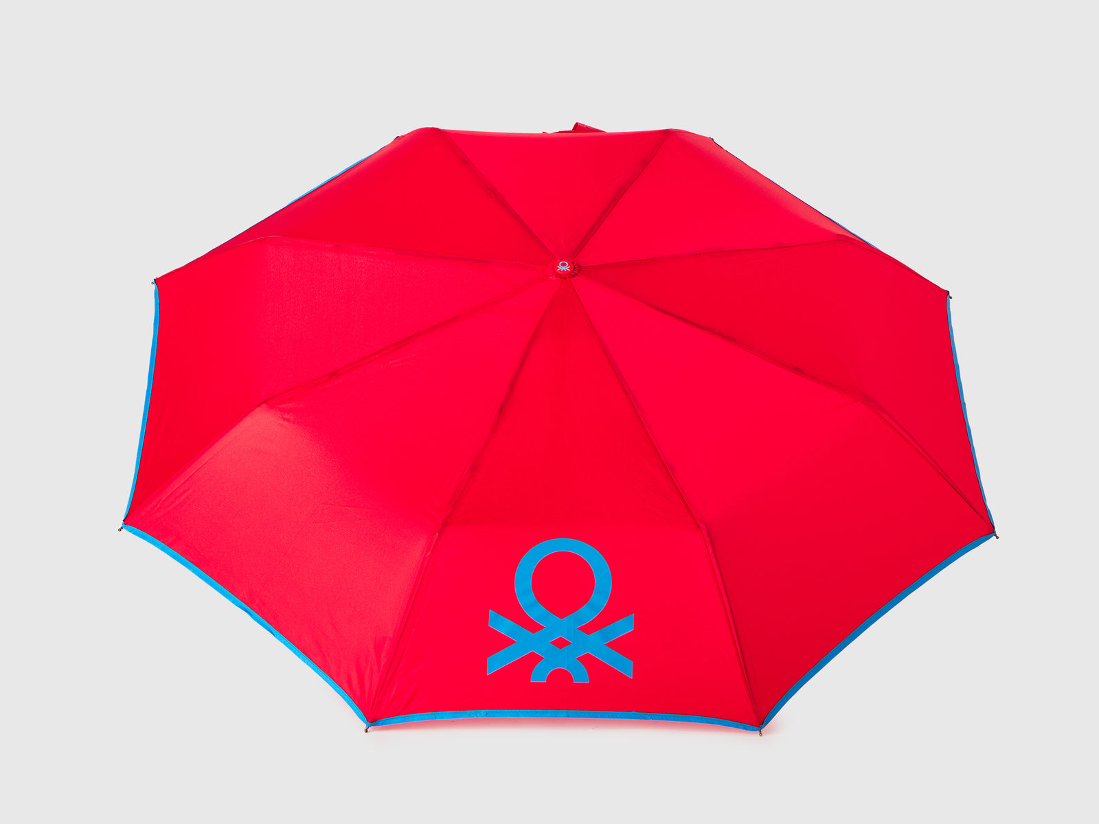 Red umbrella - ucb_image_DS1