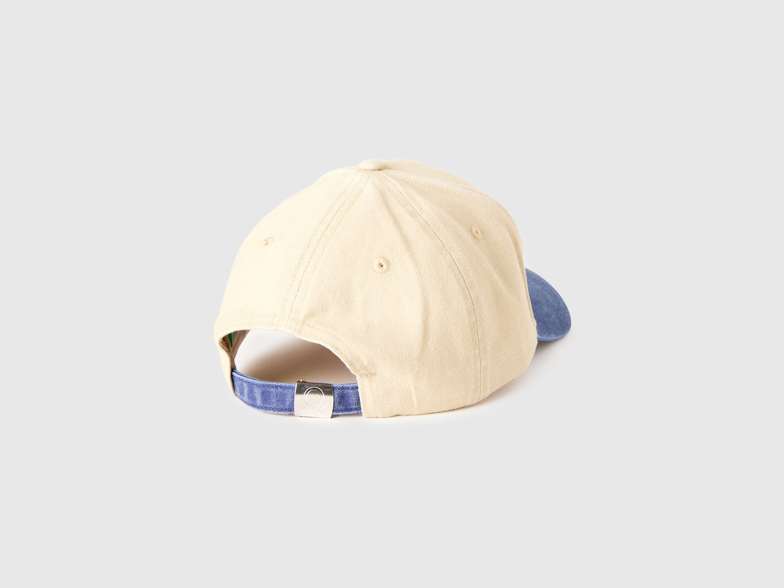 Baseball cap with embroidery - ucb_image_BS