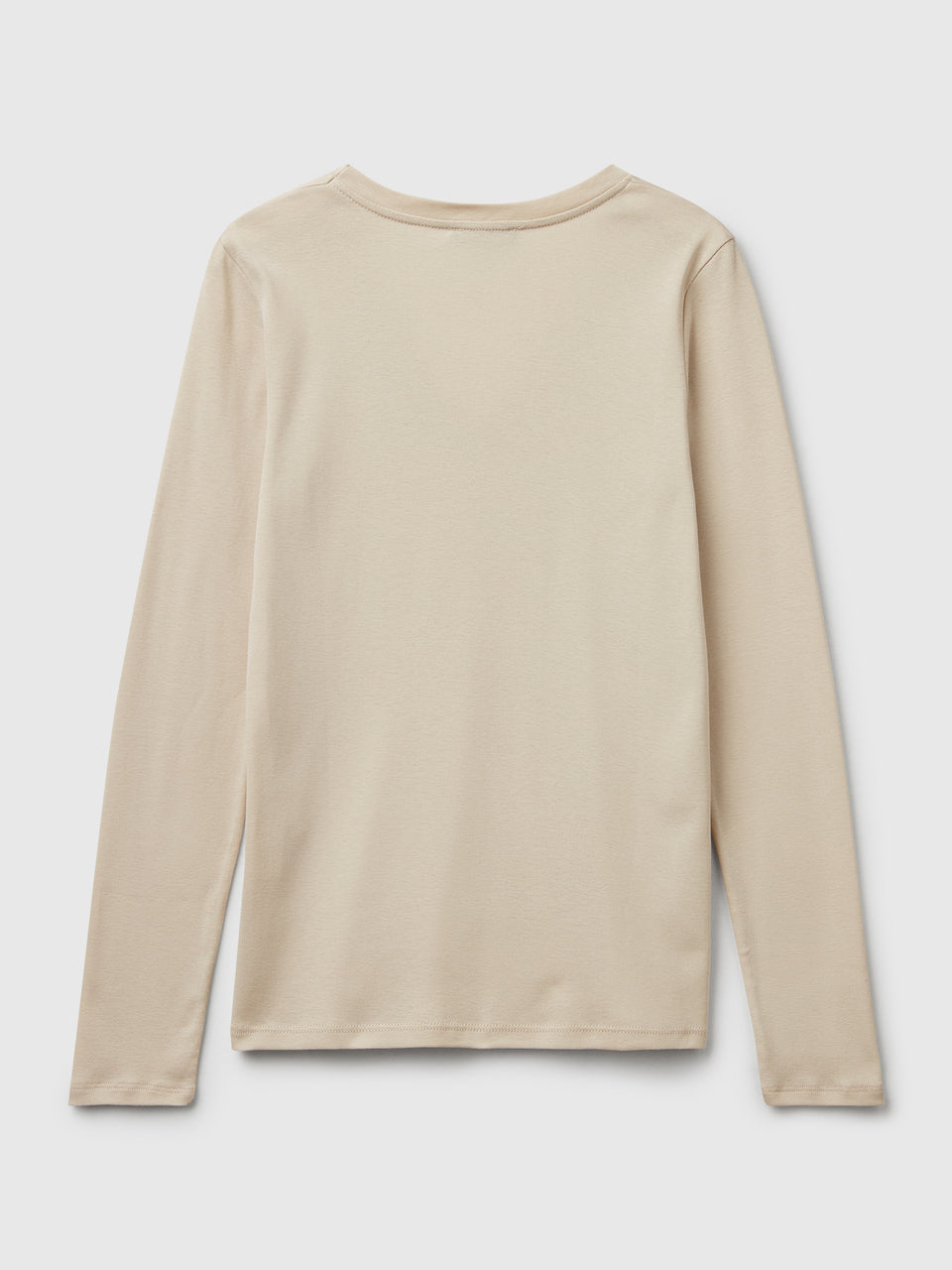 T-shirt bege com decote em V - ucb_image_BS