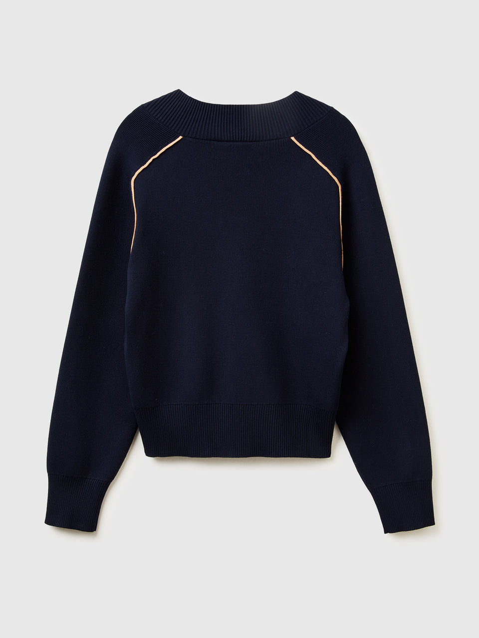 Camisola boxy fit com decote em V - ucb_image_BS