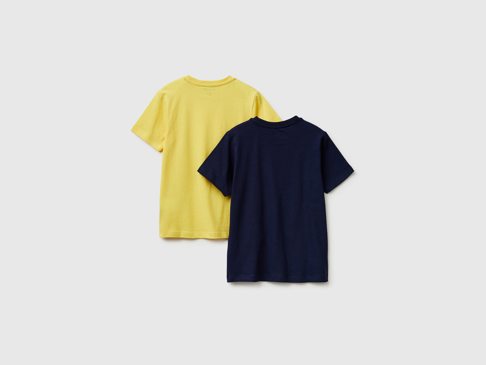 Two 100% cotton t-shirts - ucb_image_BS