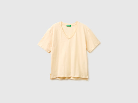 T-shirt decote em V em algodão leve - ucb_image_FS