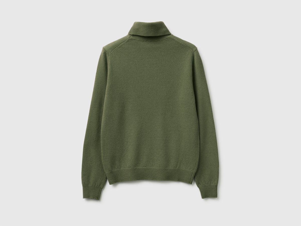 Camisola de gola alta verde militar em pura lã Merino - ucb_image_BS