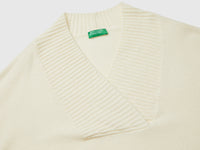 Camisola boxy fit com decote em V - ucb_image_DS1