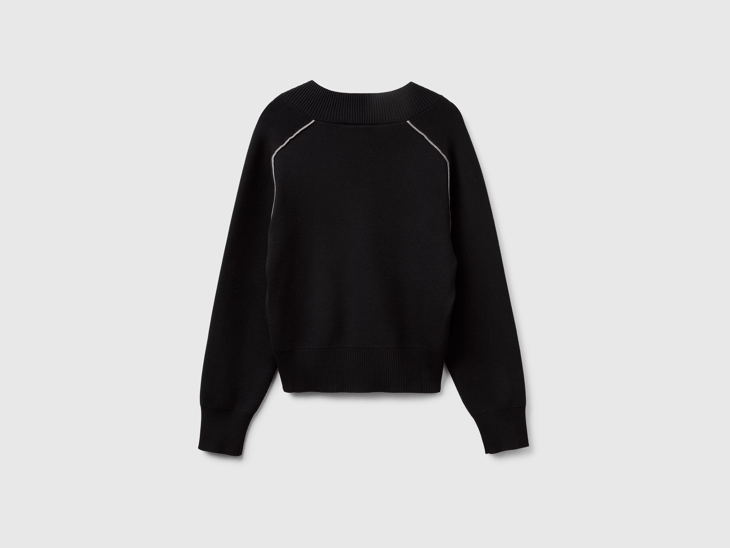 Camisola boxy fit com decote em V - ucb_image_BS