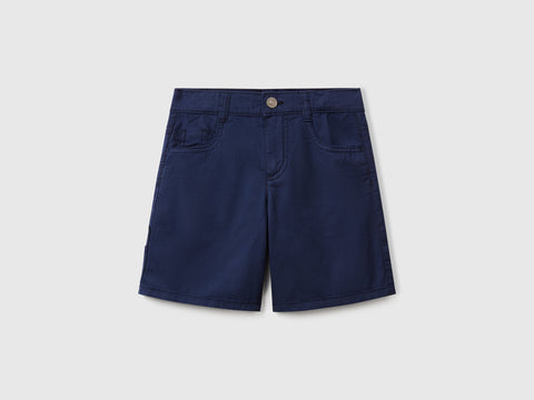 Lightweight Bermuda shorts with pockets - ucb_image_FS