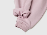 Stretch sweatshirt outfit - ucb_image_FY