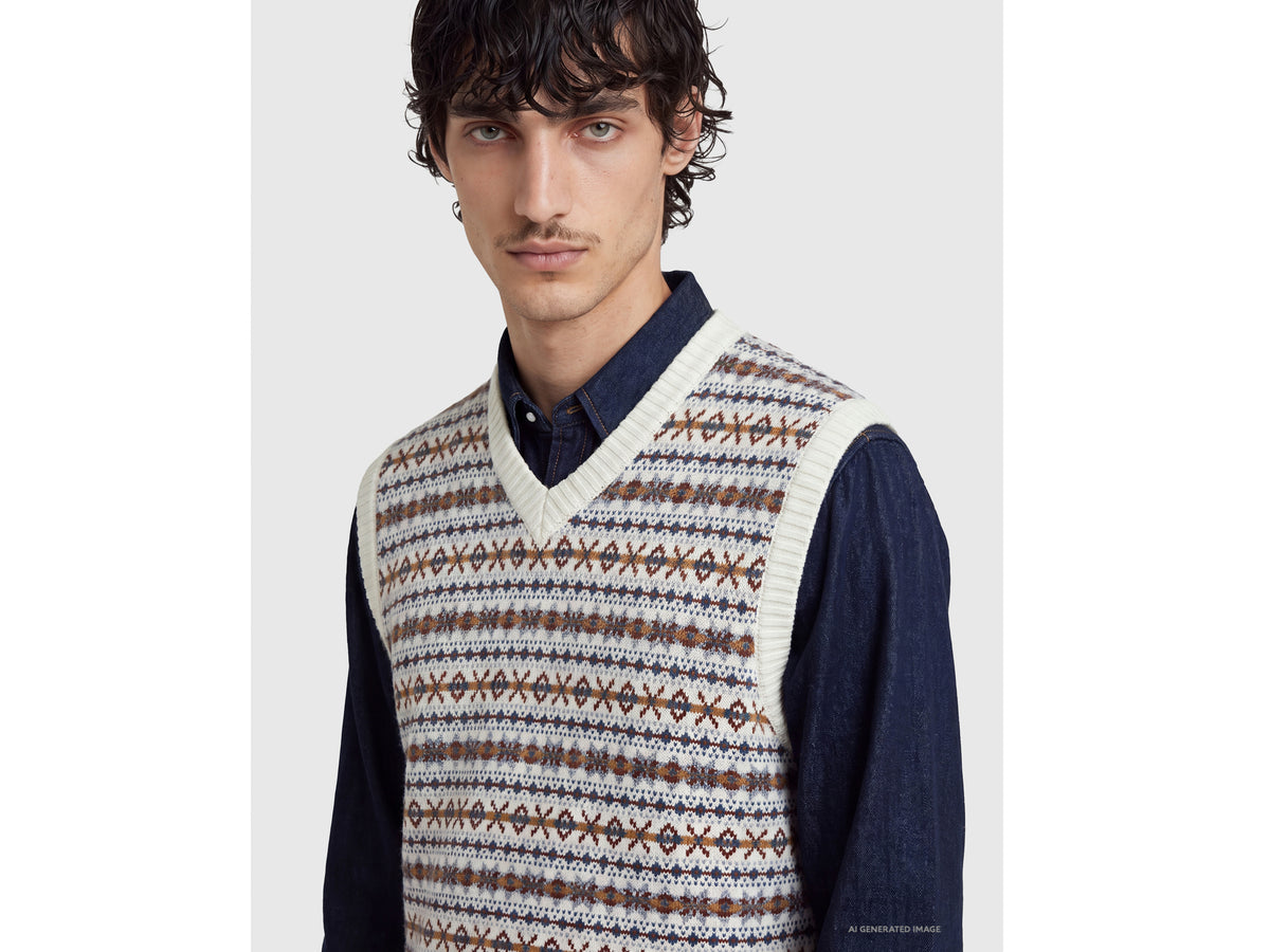 Wool blend jacquard V-neck vest