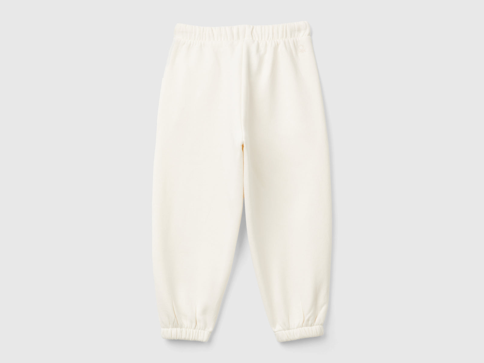 Joggers em felpo com cordão de ajuste - ucb_image_BS