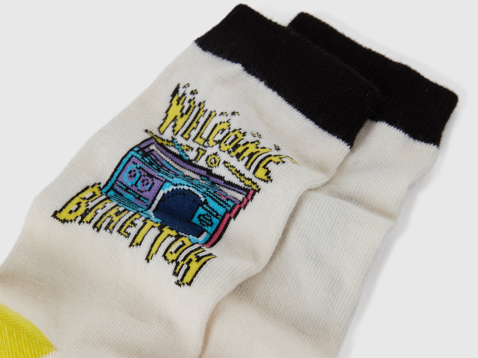 Socks with Stranger Things graphics - ucb_image_DS1