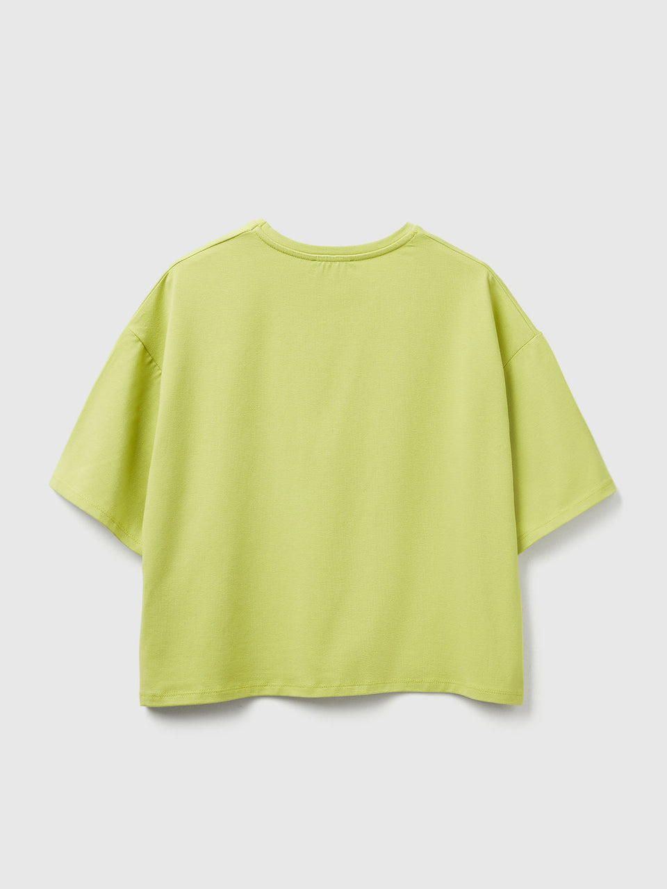 T-shirt boxy fit com aplicação - ucb_image_BS