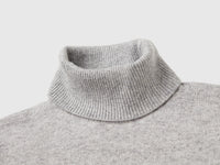 Camisola de gola alta em mistura de lã e caxemira - ucb_image_DS1