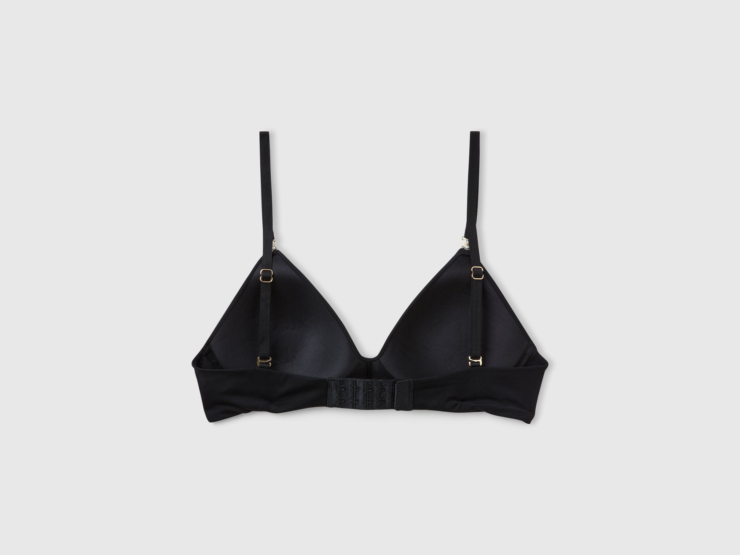 Padded triangle bra
