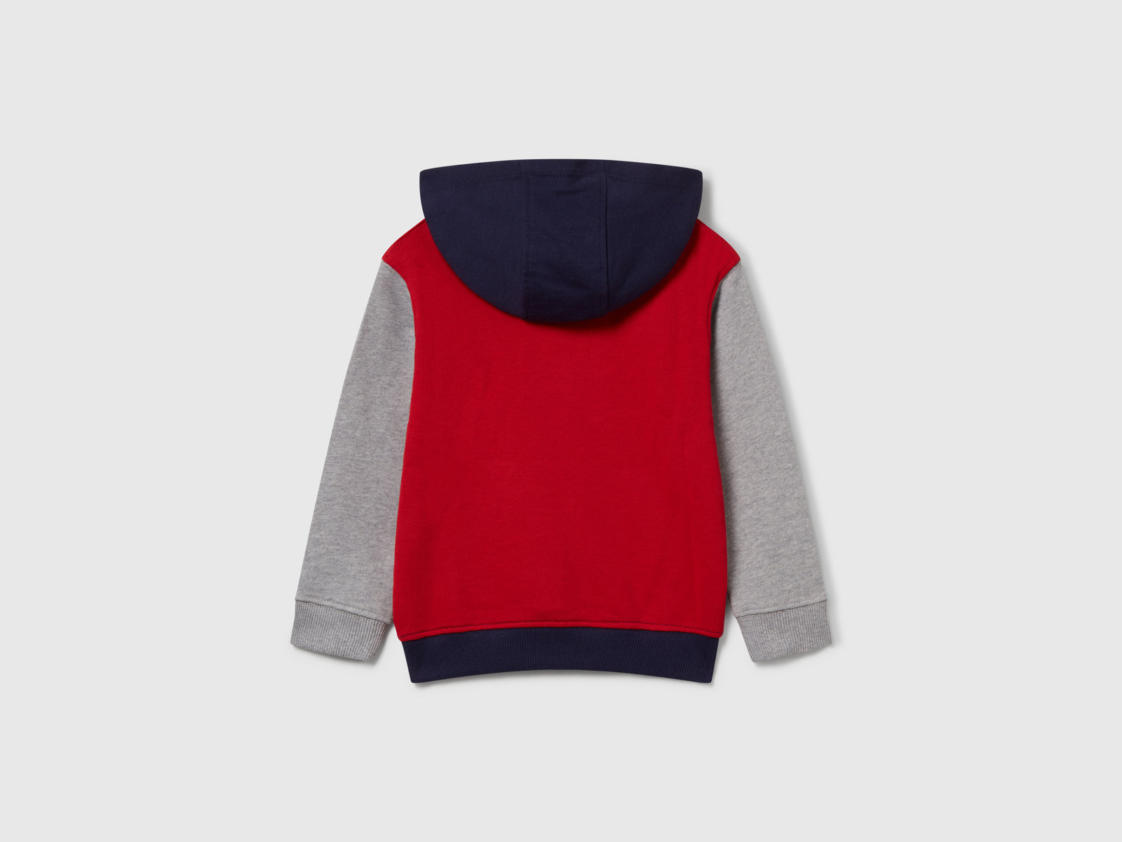 Sweat com bolso e capuz  - ucb_image_BS