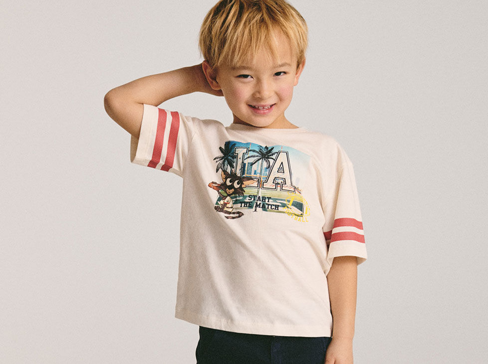 HOME<br/><span class="serif">Baby-Jungen<br/>(Kid 3 Monate - 4 Jahre)</span>