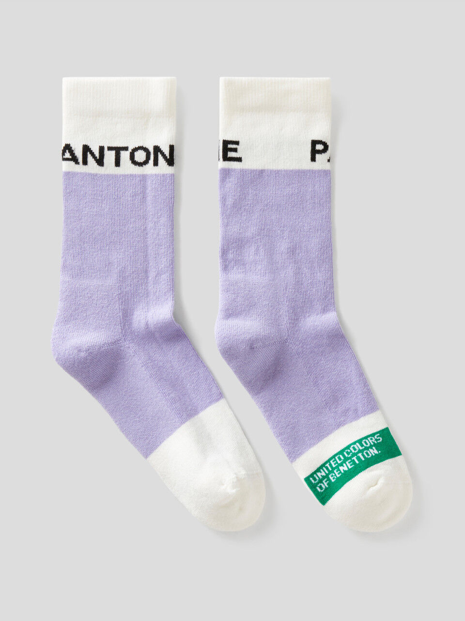 Socken in Flieder BenettonxPantone™