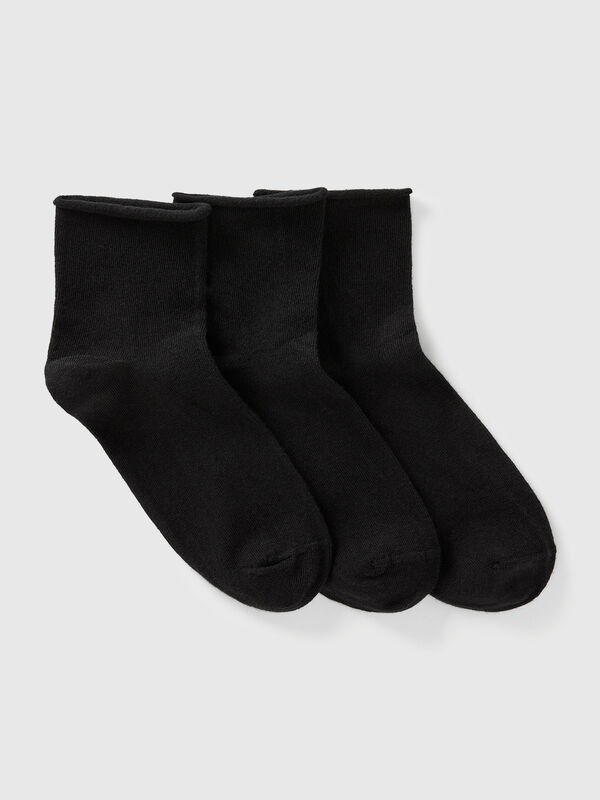 Drei Paar lange Socken Damen