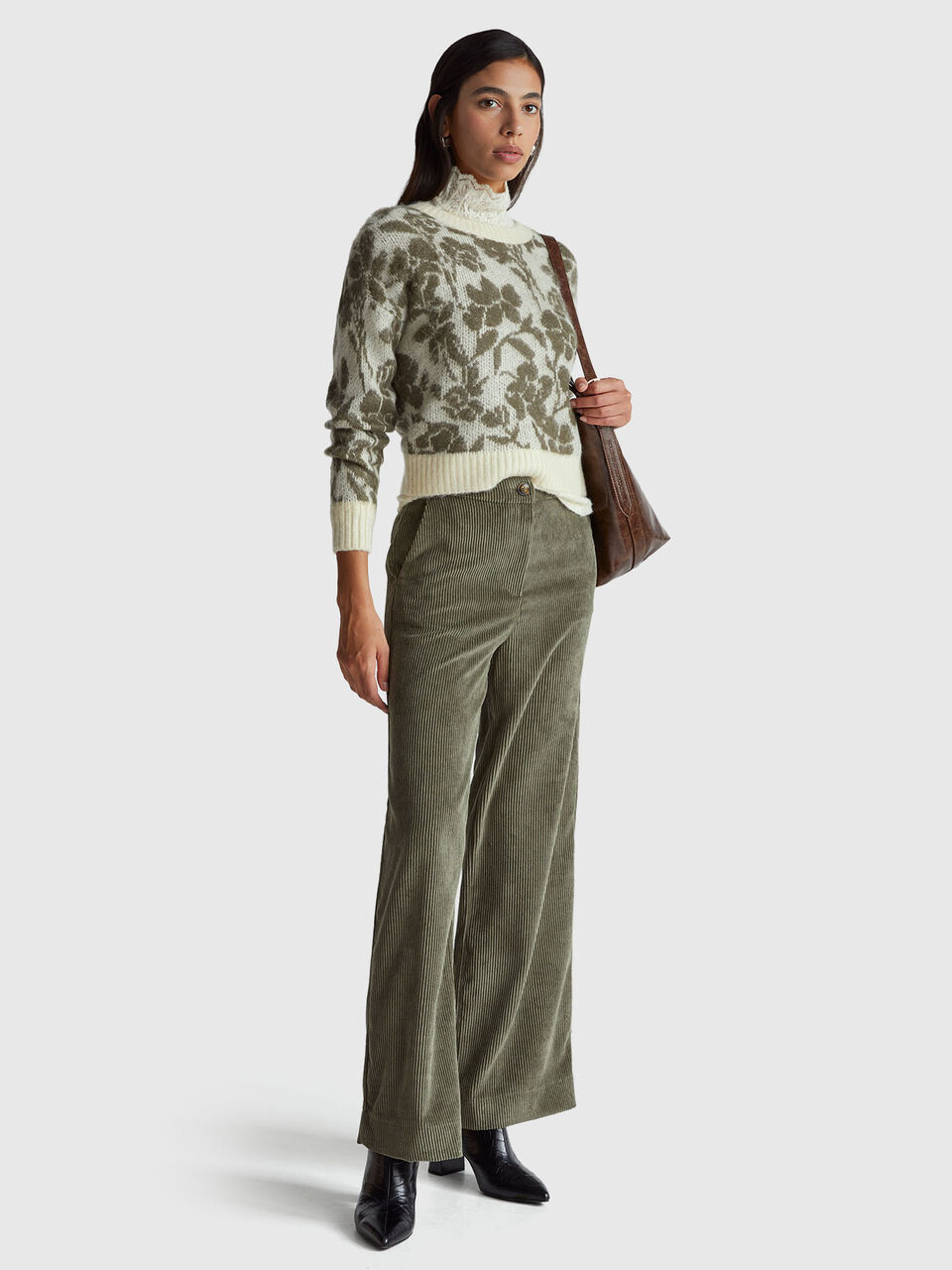 TROUSERS Damen image number null