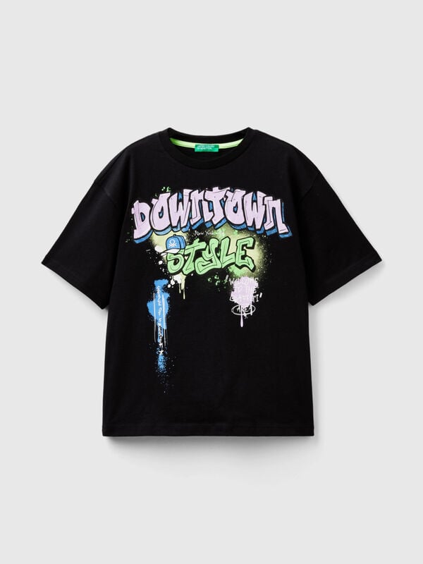 Shirt mit Graffiti-Aufdruck Jungen