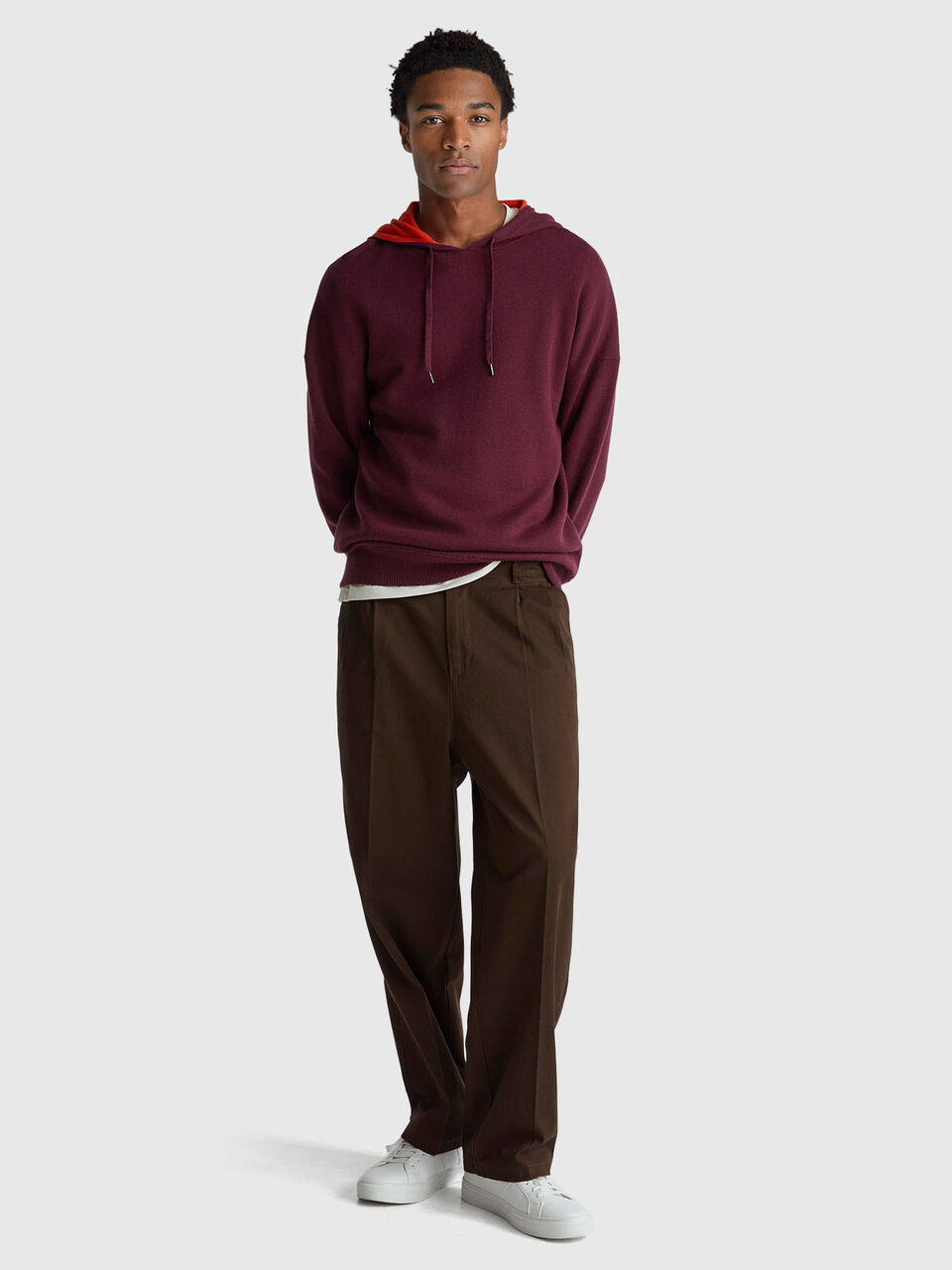 SWEATER W/HOOD Herren image number null