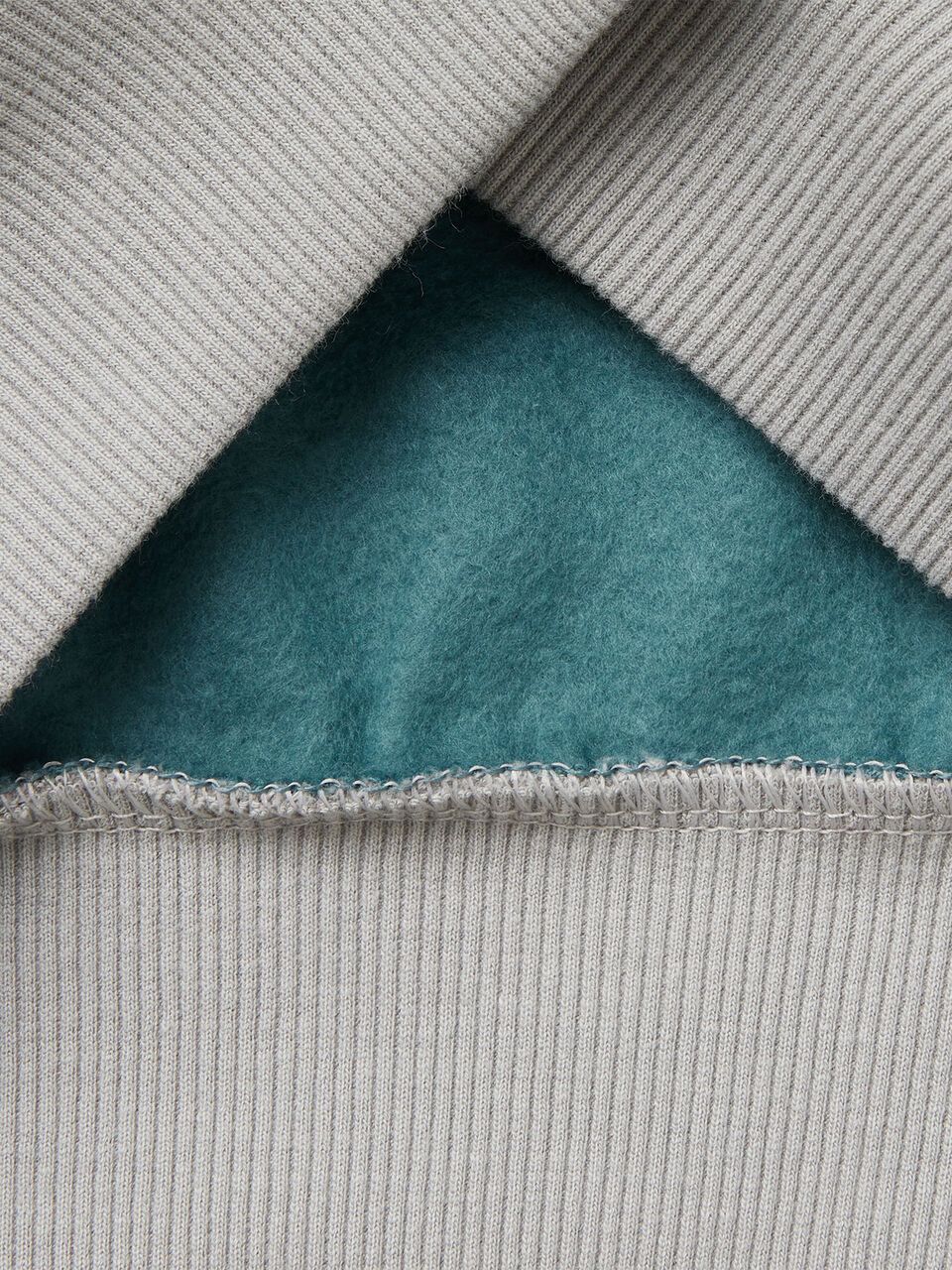 SWEATER W/HOOD Jungen image number null