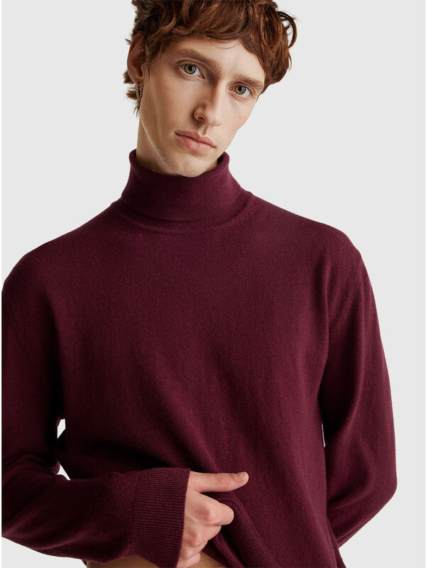 Pflaumenfarbener Rollkragenpullover aus reiner Merinowolle Herren