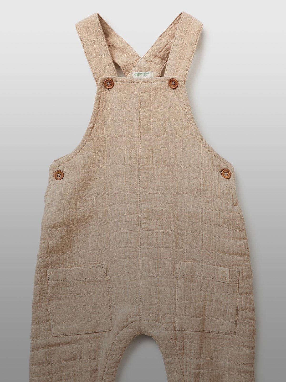 neugeborene <span class="text-l playful">(0-18 monate)</span> benetton